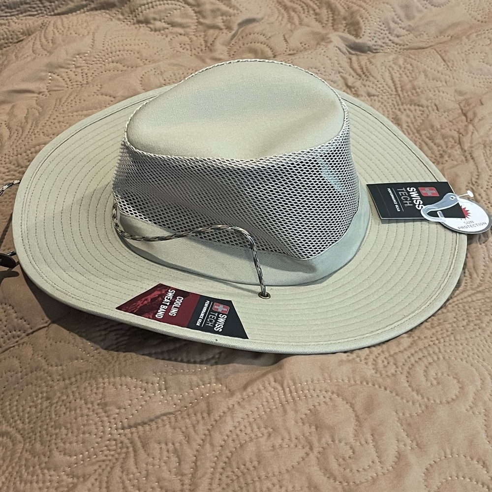 Swiss Tech Men’s Sun Hat